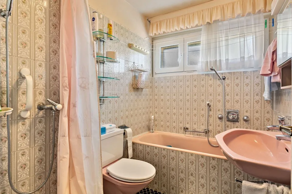 Wohnung PPE mit 4.5 Zimmern, Balkon und Doppelgarage – Foto 11 von 12