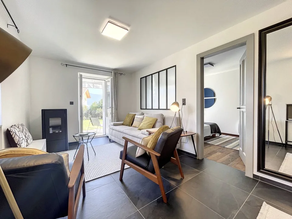 Haus mit 2 Wohnungen, im Herzen des Dorfes Saint-Gingolph gelegen