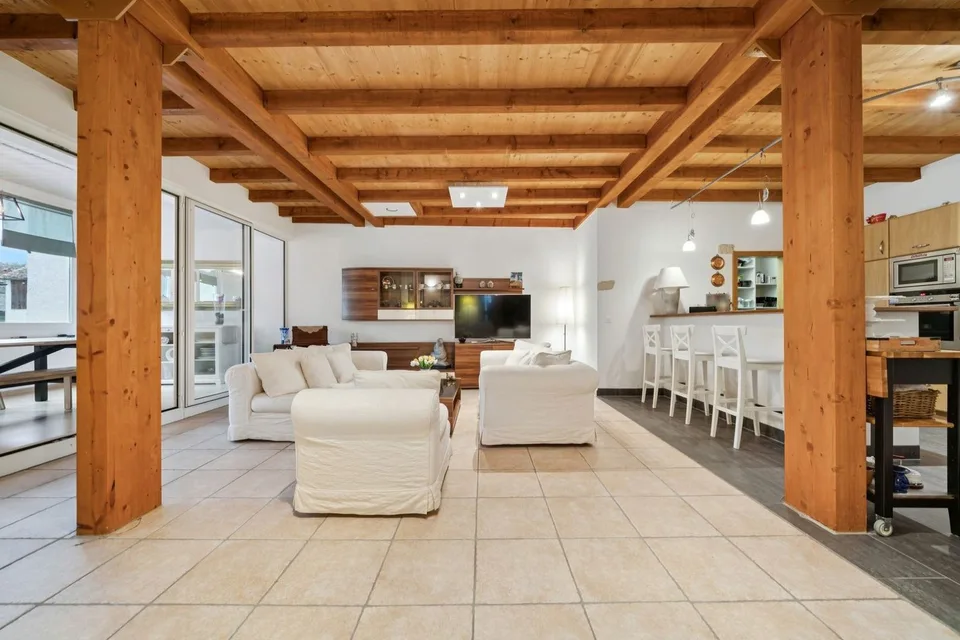 Geräumige 4.5-Zimmer-Wohnung mit Loggia in Champagne – Foto 6 von 13