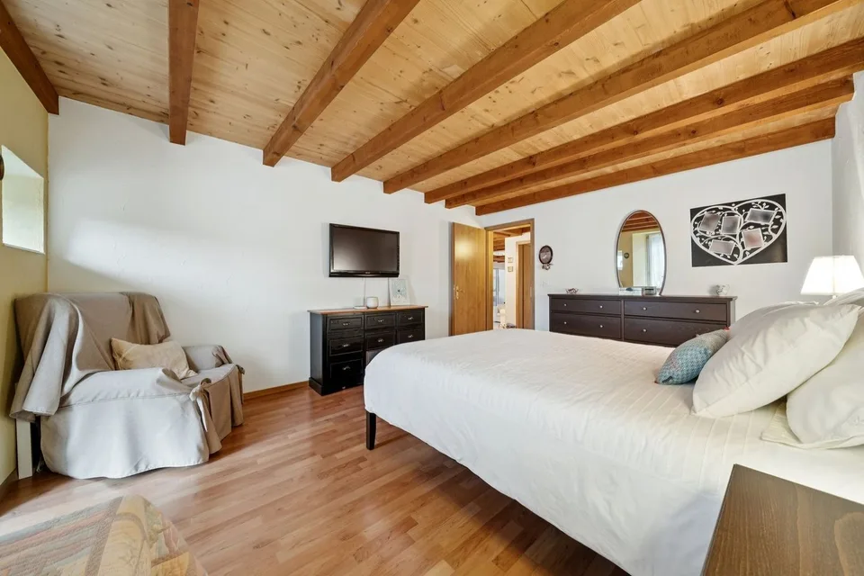 Geräumige 4.5-Zimmer-Wohnung mit Loggia in Champagne – Foto 9 von 13