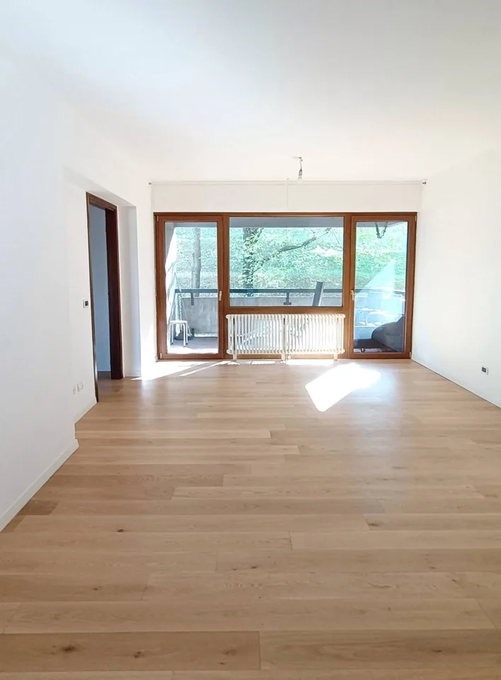 Appartamento completamente ristrutturato, di 3.5 locali a Pazzallo.