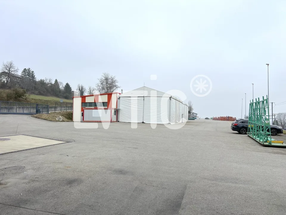 Terrain industriel de 8825 m2 à vendre à Avry-sur-Matran