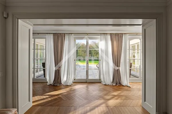 Origlio: Villa mit 11 Räumen – Foto 13 von 13