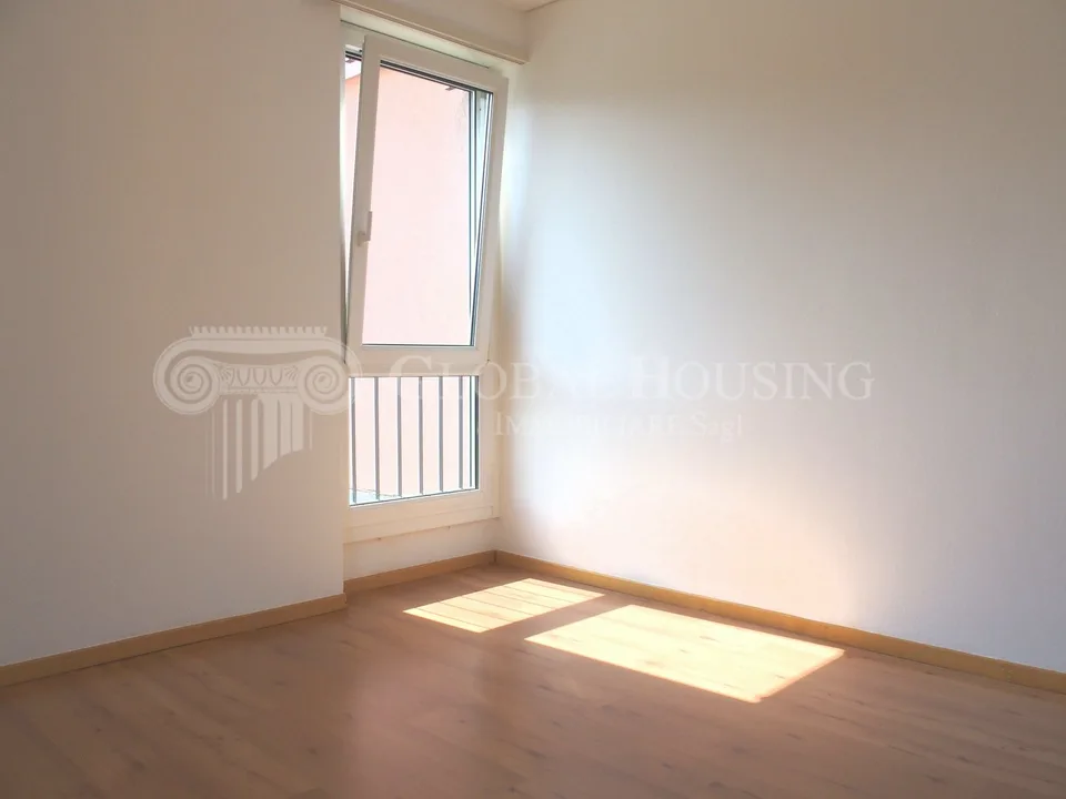 Bello e comodo attico / Bequeme und schöne Attikawohnung – Foto 9 von 10