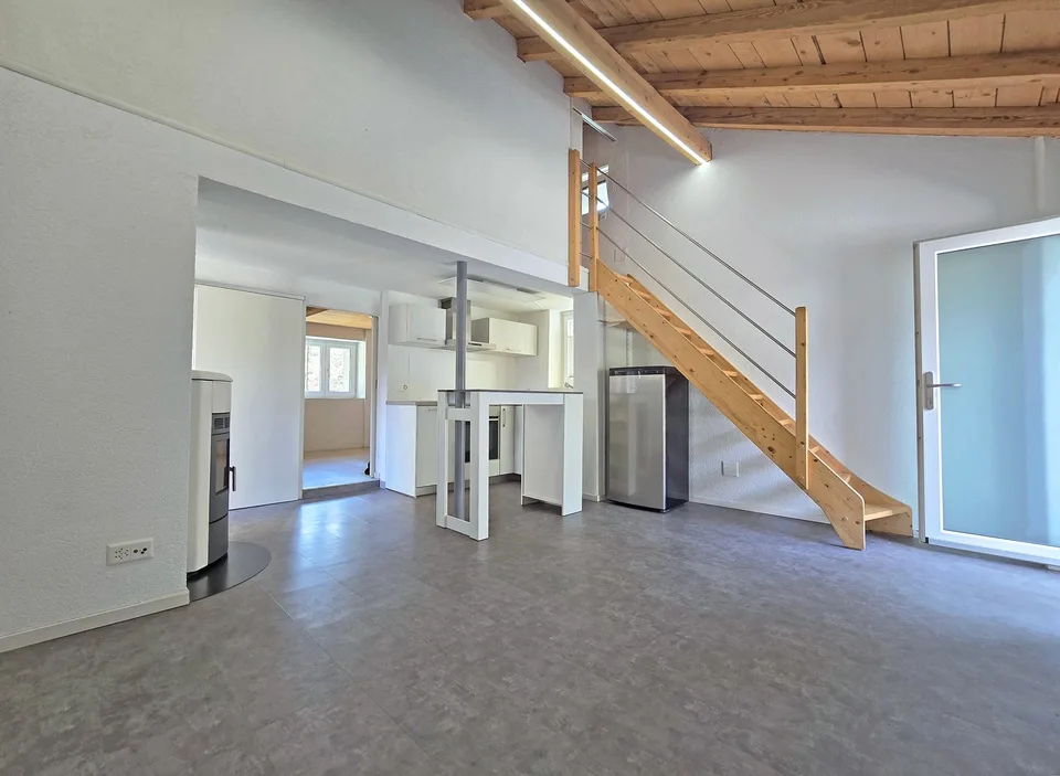 Sur le coteau – charmante maisonnette indépendante