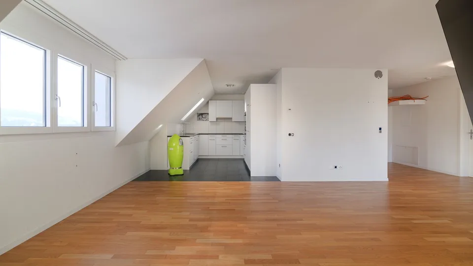 Helle 4.5-Zimmer-Wohnung in Oberweningen