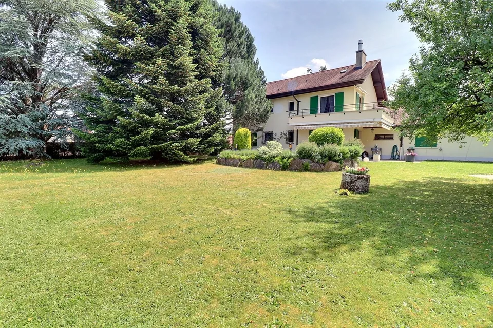 Bellissima casa indipendente in viager occupata senza affitto con vista sul Giura