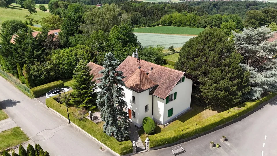 Bellissima casa indipendente in viager occupata senza affitto con vista sul Giura