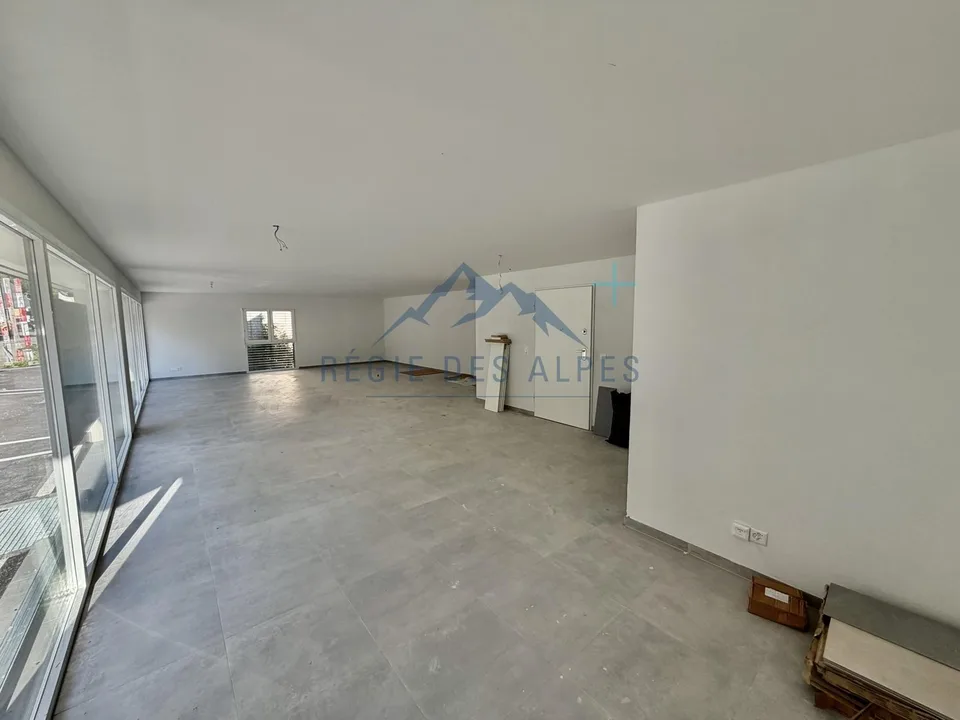 Arcades commerciales au coeur du Sentier - (lot 6 / lot 7 / lot 11)