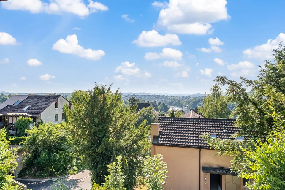 Gepflegte Eigentumswohnung mit wunderschönem Ausblick