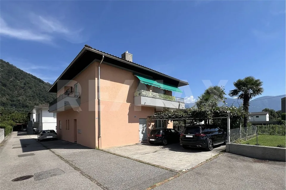 Casa Multifunzionale per Famiglie e Investitori