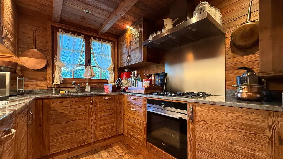 Chalet de luxe 6.5 pces + Mazot indépendant - Crans-Montana – Foto 7 von 13