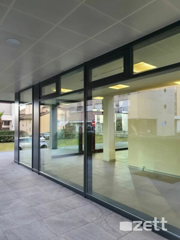 Gewerbefläche im EG (ca. 80 m²) - Lugano USI-Zone - Residenz Agorà