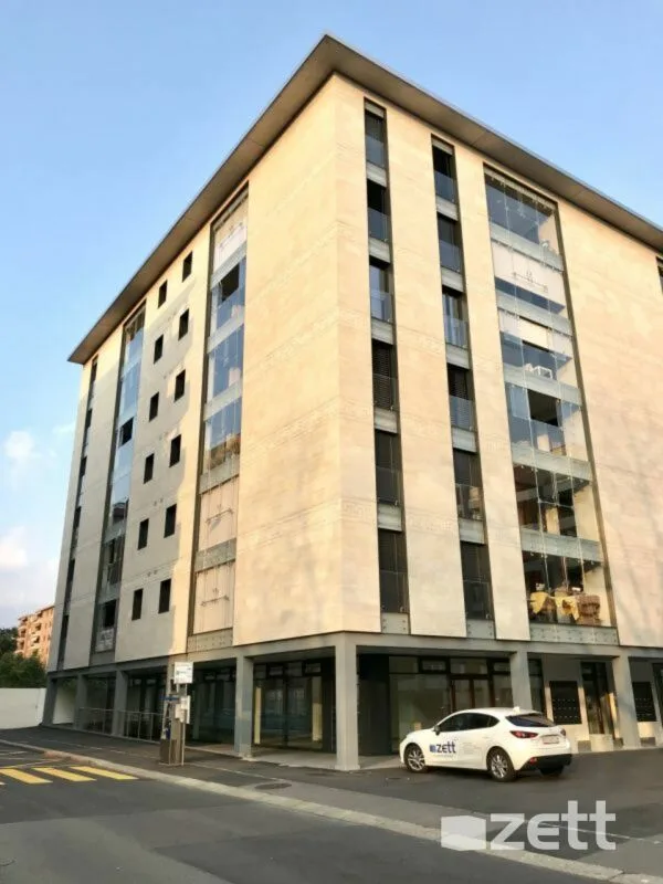 Gewerbefläche im EG (ca. 80 m²) - Lugano USI-Zone - Residenz Agorà