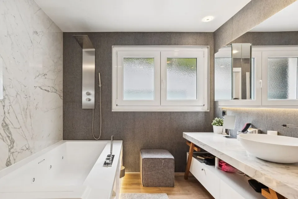 Ein Prestigehaus im Herzen eines ruhigen Viertels! – Foto 7 von 8