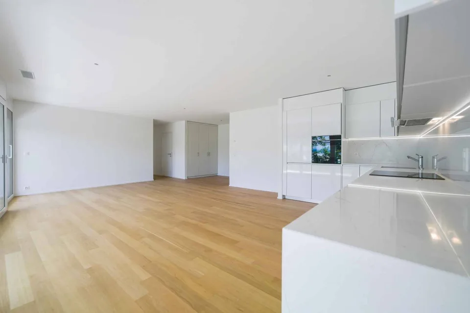 Appartamento nuovo di 3.5 locali con terrazza e giardino privato