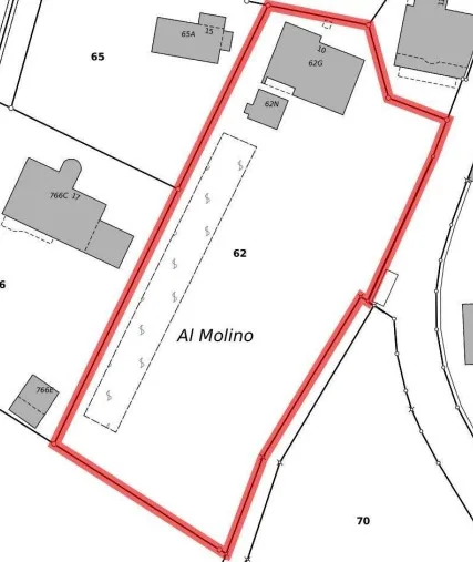 MUZZANO  OPPORTUNITA UNICA, VENDITA CONGIUNTA DI DUE MAPPALI ADIACEN