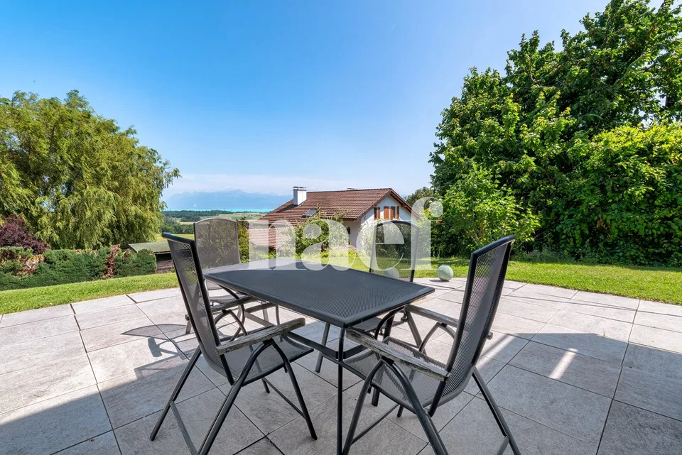 Magnifica villa di 6 locali tra natura e comfort