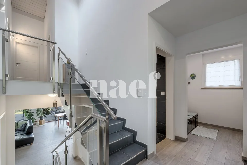 Prächtige 6-Zimmer-Villa zwischen Natur und Komfort – Foto 7 von 12
