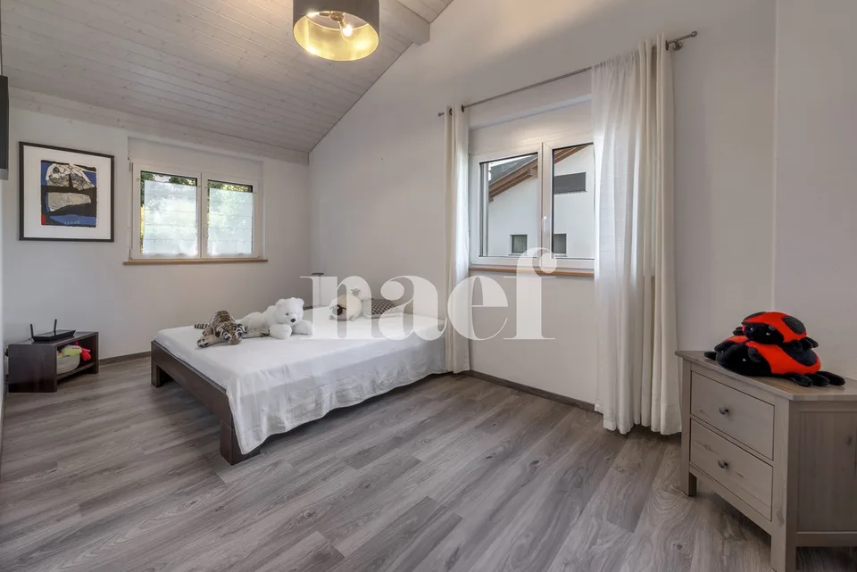 Prächtige 6-Zimmer-Villa zwischen Natur und Komfort – Foto 9 von 12