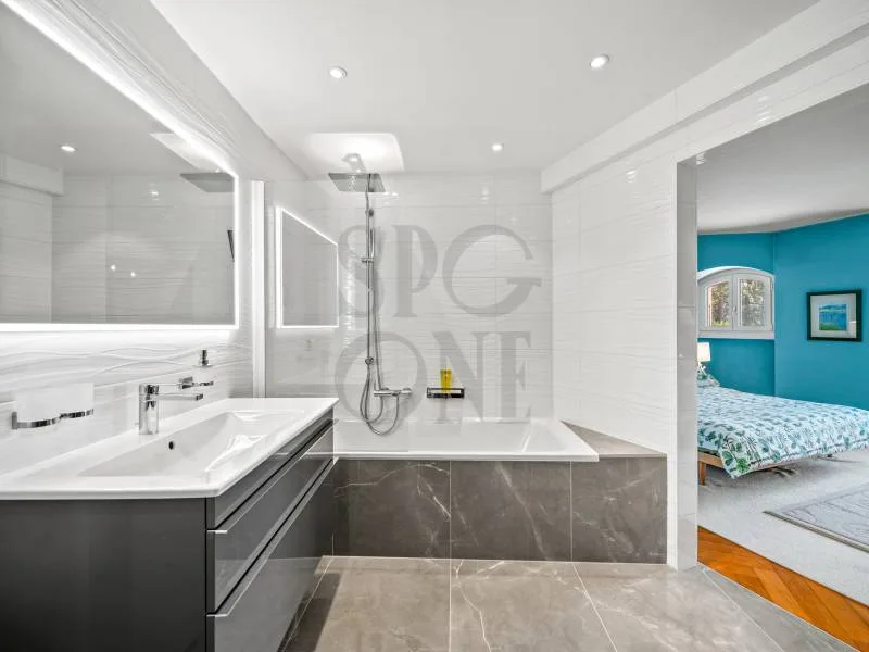 Haus von Ausnahme mit atemberaubendem Blick und Pool – Foto 7 von 12