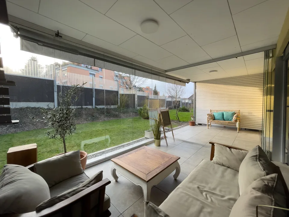 Appartement de 3,5 pièces au rez-de-chaussée loué avec 1 place de parking à vendre