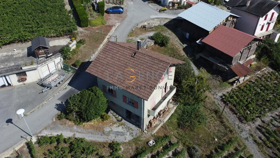 Haus zur Renovierung - Schöne Gelegenheit