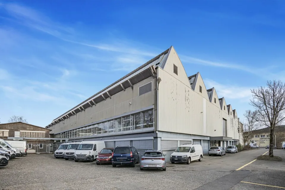 Propriété commerciale avec un grand potentiel de développement