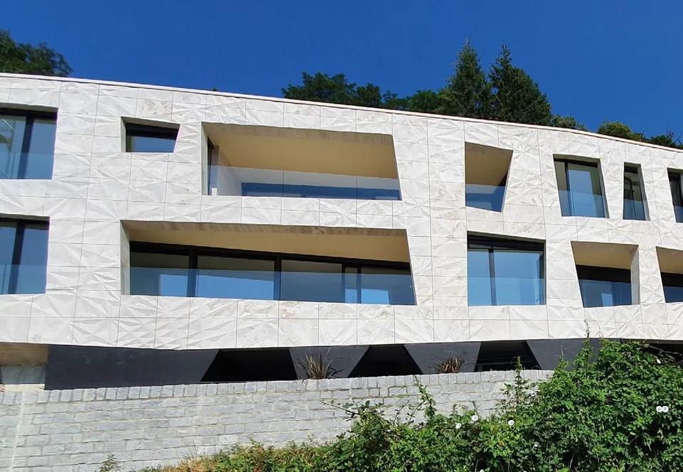 Elegantes Apartment mit 3 Zimmern in Vernate – Modern und Zugänglich