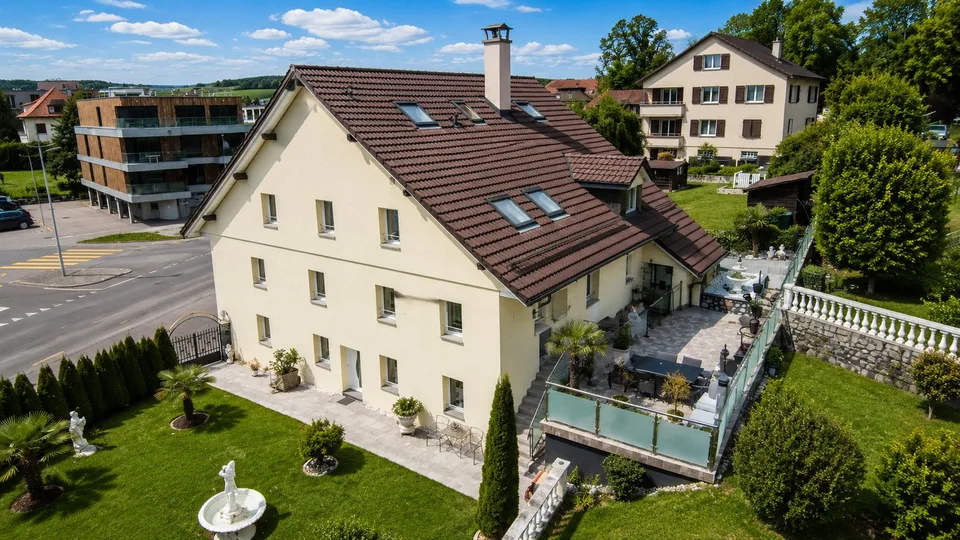 Propriété de caractère composée de 3 appartements – 393 m² habitables à Romont