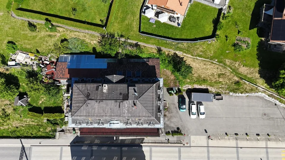 Altes Charakterhotel mit bebaubarem Land - Großes Potenzial für Aufwertung