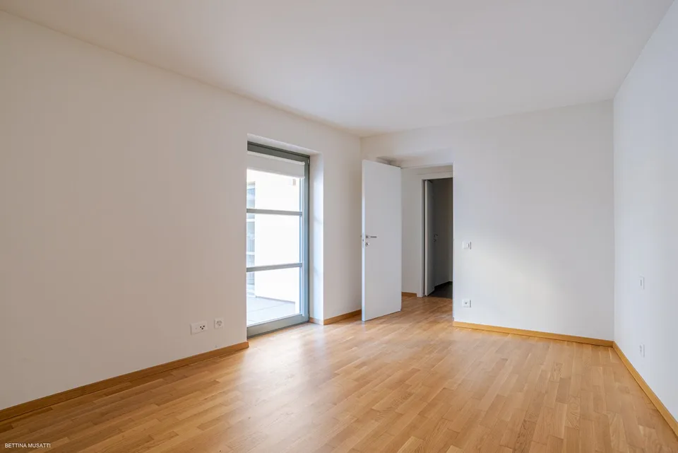 STABIO – WOHNUNG 3.5 ZIMMER HELL MIT GUTER AUSSTATTUNG