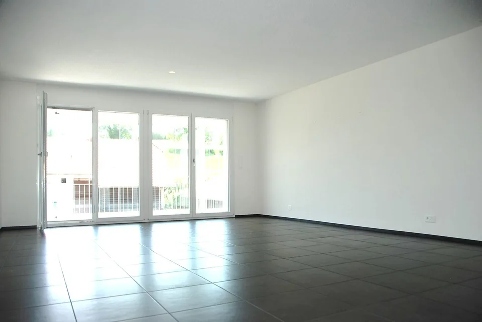 Einziehen und Wohlfühlen: Ihr neues Zuhause mit Balkon / Wintergarten-Feeling zu jeder Jahreszeit!