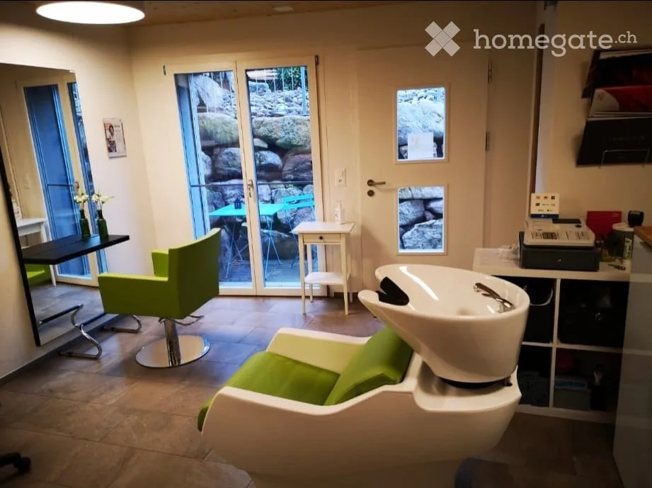 Modernes, freistehendes 6 1/2 Zimmer- Holzhaus mit Seesicht/Ufernähe – photo 31 of 31