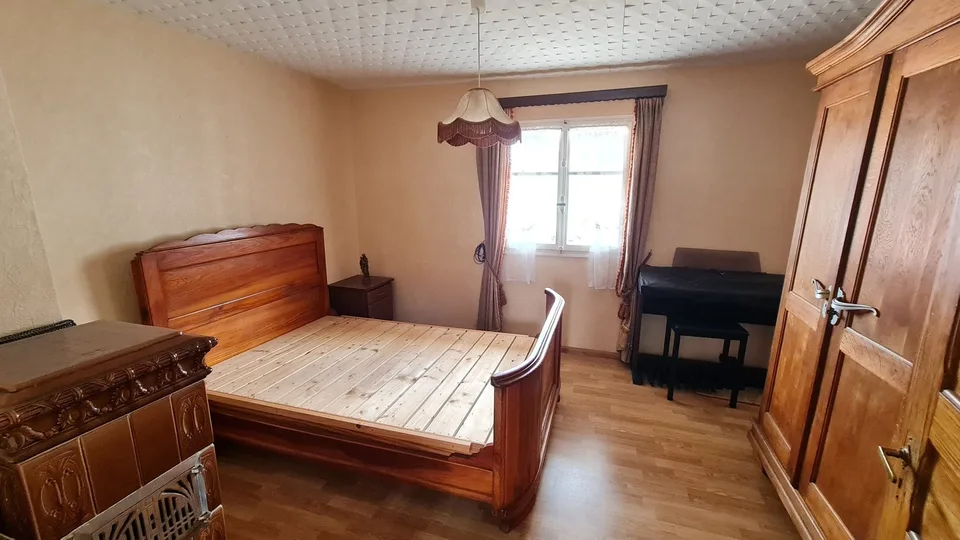 Casa di villaggio con annessi – foto 7 di 11