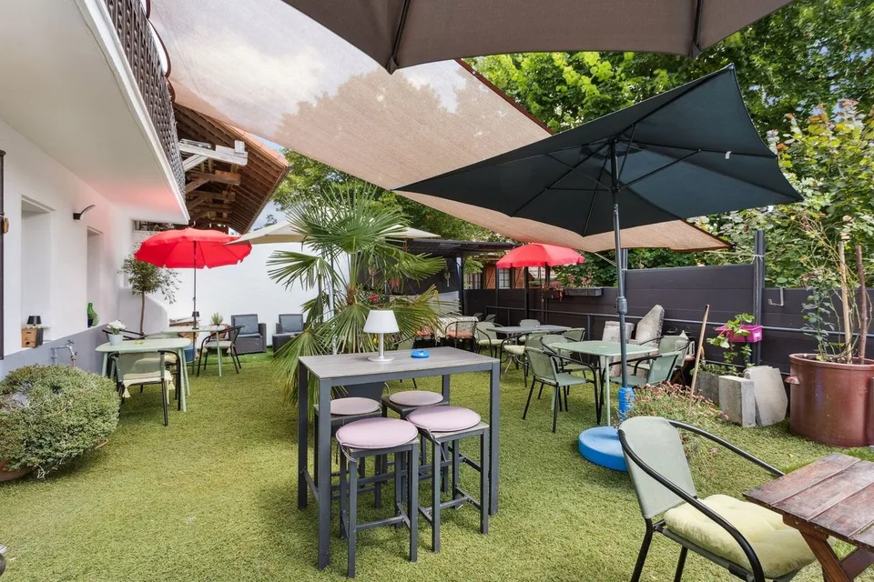 Gemischt genutztes Gebäude mit Restaurant - Exzellentes Renditepotenzial – Foto 6 von 10