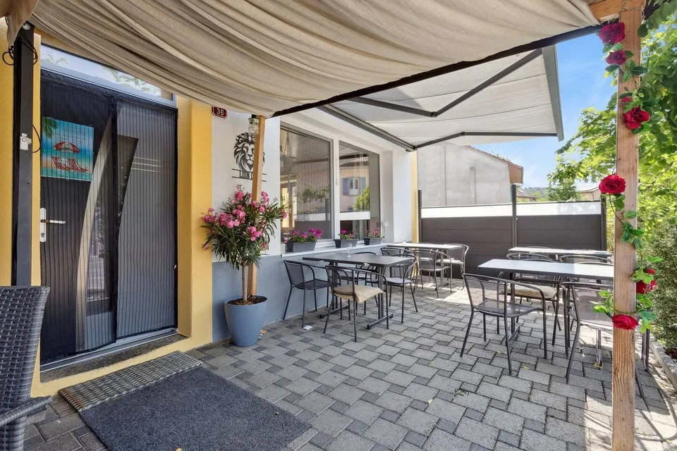 Edificio misto con ristorante - Ottimo potenziale di rendita