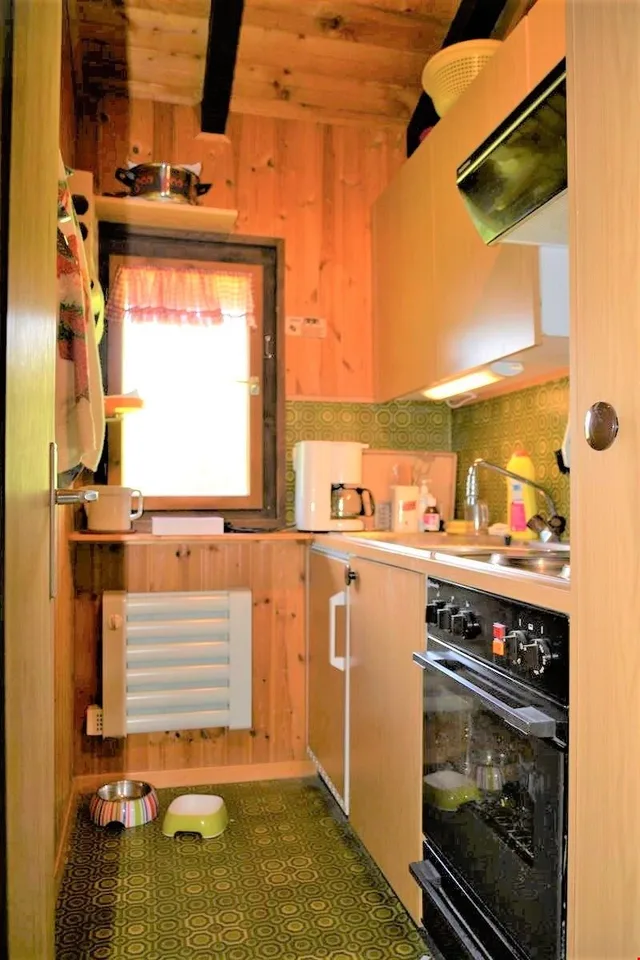 Renovationsbedürftiges Chalet bei Staldenried in herrlicher Umgebung – Foto 6 von 15