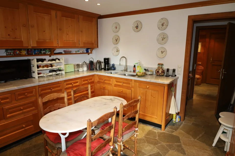Prächtige 7,5-Zimmer-Wohnung mit Kamin in Bluche – Foto 13 von 30