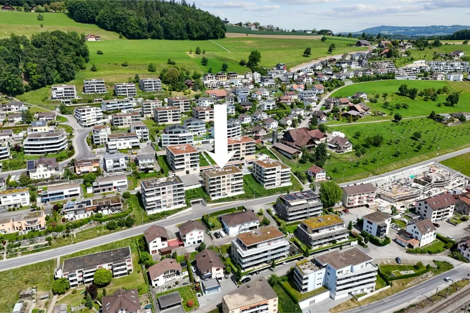 Attraktive, gepflegte und neuwertige 3.5-Zimmerwohnung mit traumhafter Weitsicht