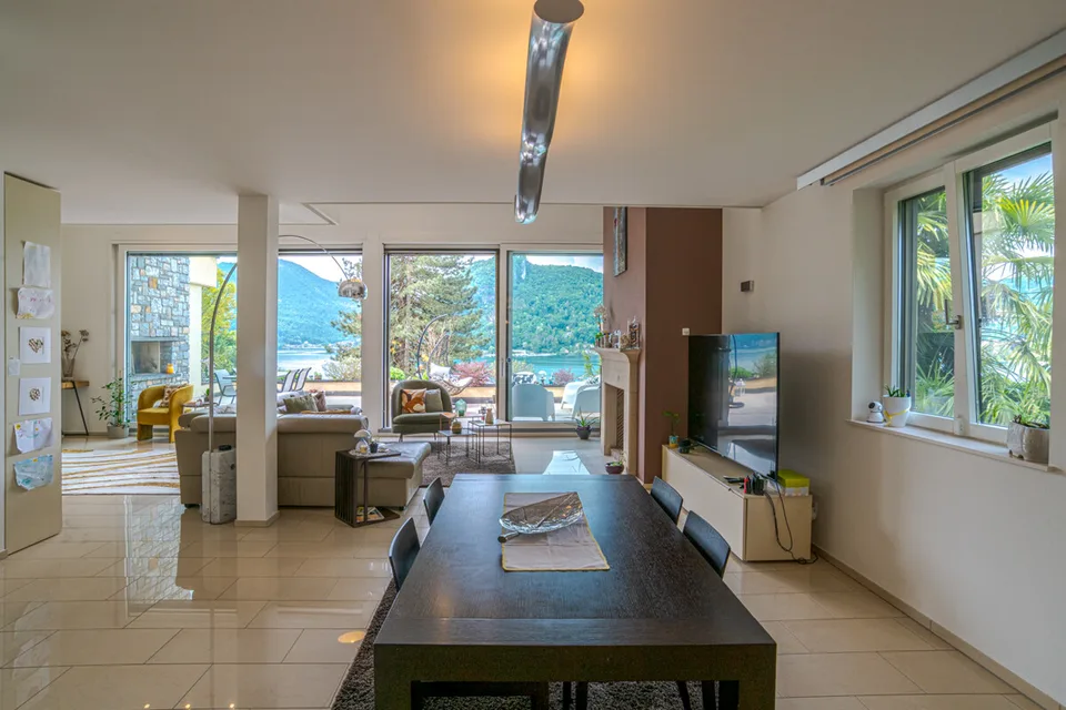 COLLINA D'ORO  ATTICO VISTA LAGO ANCHE SECONDA RESIDENZA