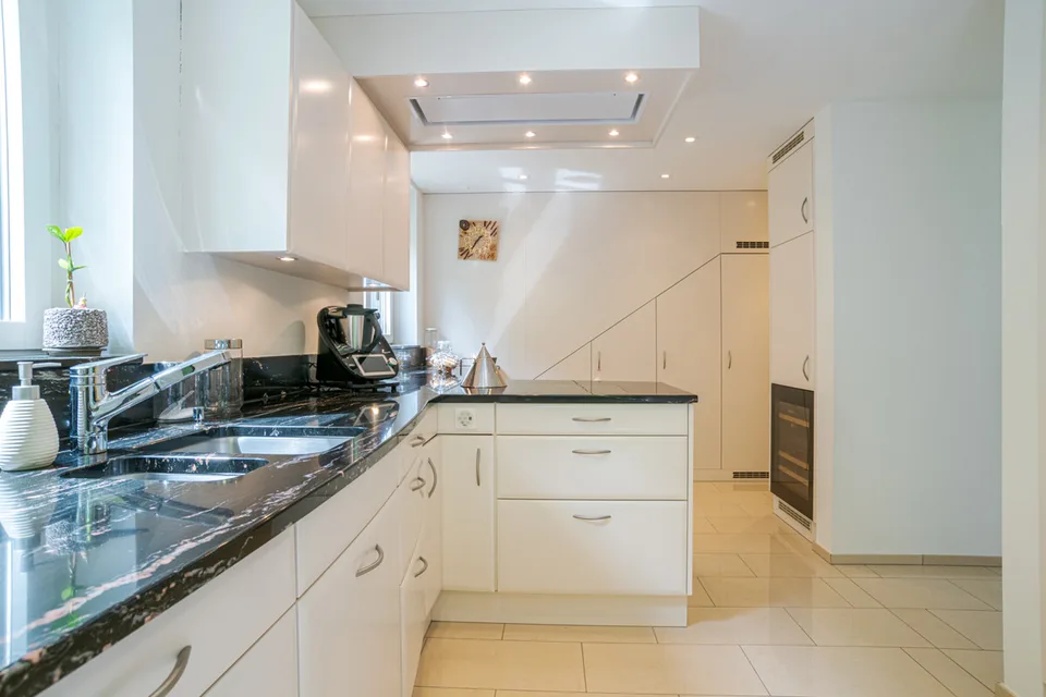 GOLDHÜGEL DACHGESCHOSS SEEBLICK AUCH ZWEITE WOHNUNG – Foto 7 von 13