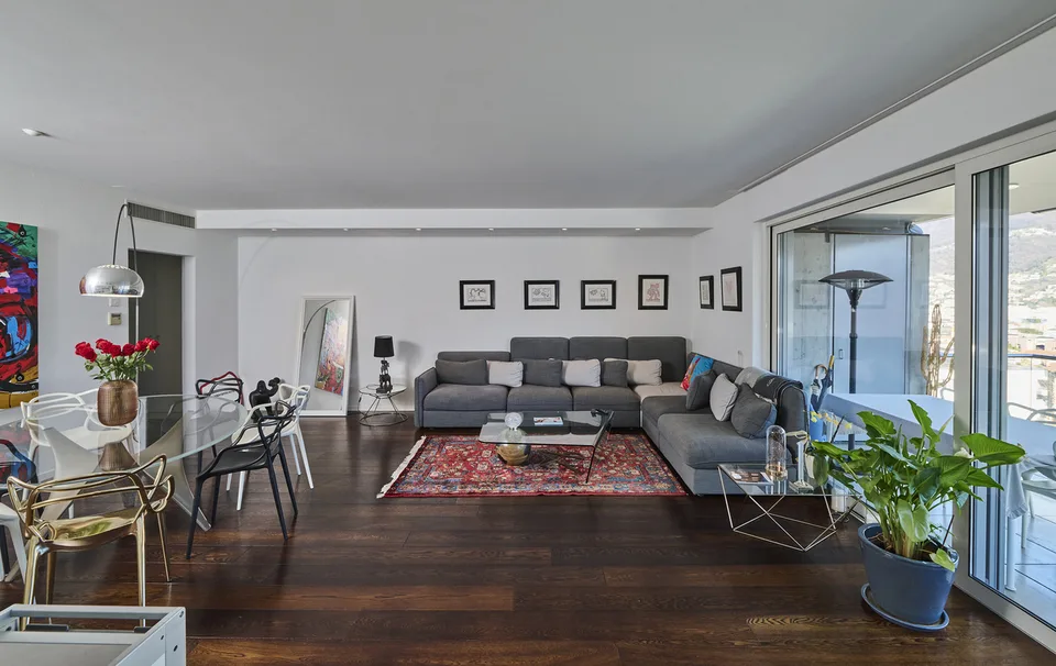 Prestigioso 4,5 locali vista lago a due passi dal centro di Lugano