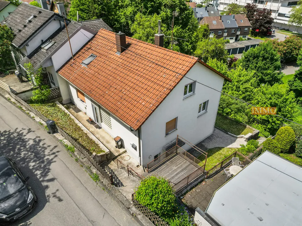 IMMORath.de - Casa a due famiglie attraente con giardino a Lörrach