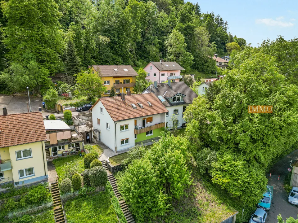 IMMORath.de - Attraktives Zweifamilienhaus mit Garten in Lörrach