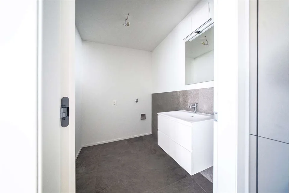 3.5 rooms with garden NEW Minusio lake view on the ground floor – photo 12 of 13
