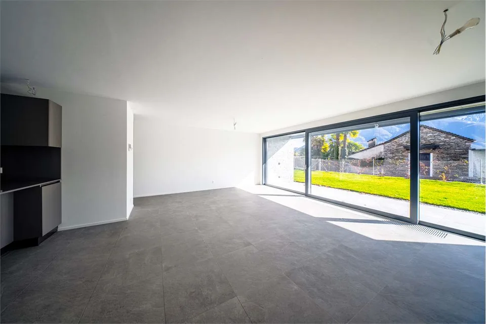 3.5 rooms with garden NEW Minusio lake view on the ground floor – photo 11 of 13