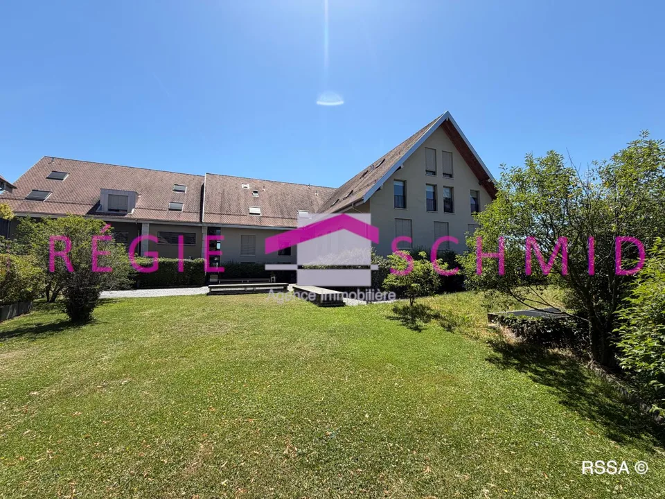 Appartement duplex de 6 pièces à Eysins
