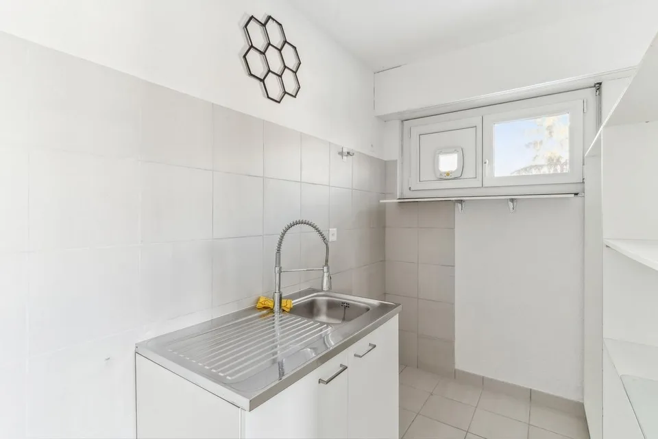 Helles 3.5-Zimmer-Wohnung mit Terrasse und eigenem Grundstück in Mollens – Foto 7 von 11