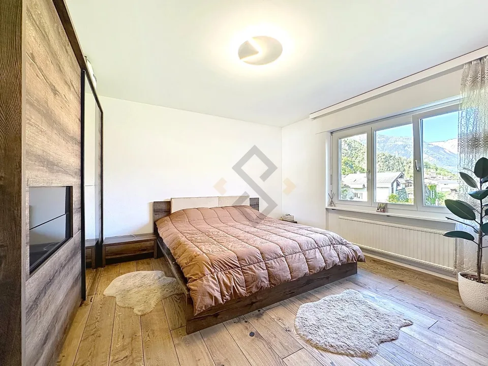 Geräumige Wohnung mit Kamin in Tourtemagne